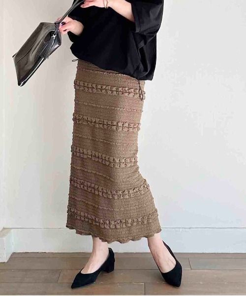 PICCIN（ピッチン）の「【WEB限定】膨れシャーリングバックジップスカート（スカート・レディース・ブラック/ブラウン・M/L）」の2枚目の写真