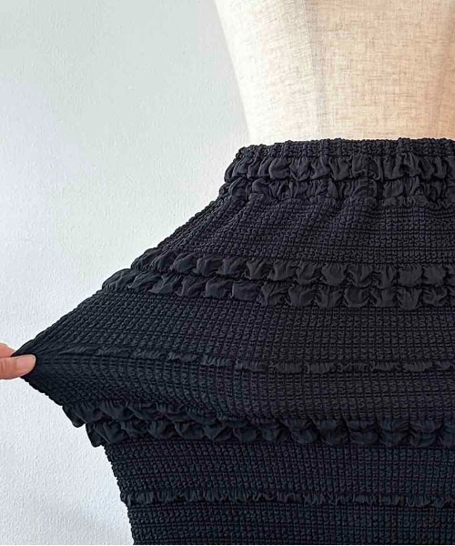 PICCIN（ピッチン）の「【WEB限定】膨れシャーリングバックジップスカート（スカート・レディース・ブラック/ブラウン・M/L）」の22枚目の写真