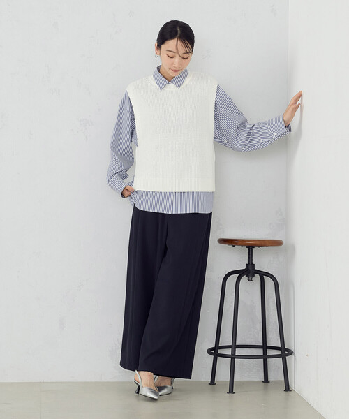 COMME CA ISM(コムサイズム)の「ストレッチポリエステルブロード ヨーク切替シャツ(シャツ/ブラウス・レディース・ストライプ/オフホワイト・MEDIUM/LARGE)」の11枚目の写真
