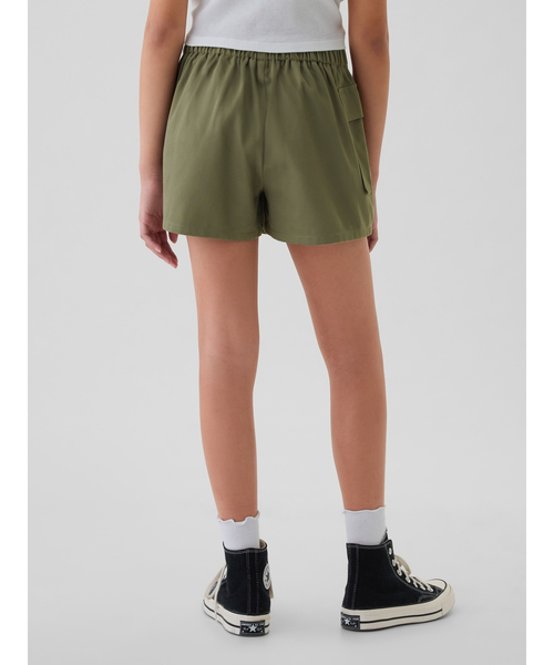 GAP(ギャップ)の「ユーティリティ ラップ スコート (キッズ)(スカート・キッズ・ベージュ/グリーン・120cm/130cm/110cm/140cm/150cm/160cm)」の4枚目の写真