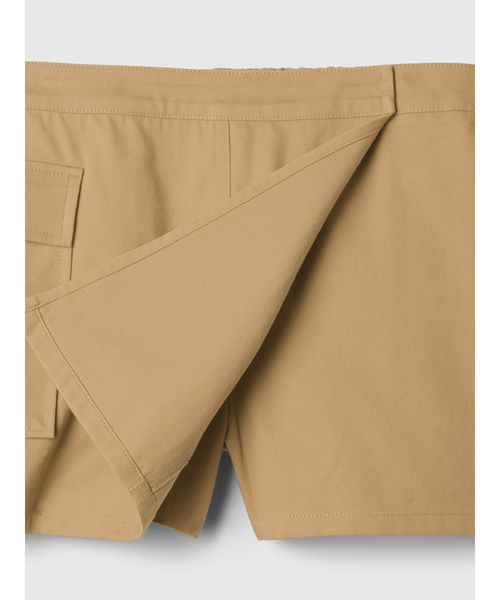 GAP(ギャップ)の「ユーティリティ ラップ スコート (キッズ)(スカート・キッズ・ベージュ/グリーン・120cm/130cm/110cm/140cm/150cm/160cm)」の5枚目の写真