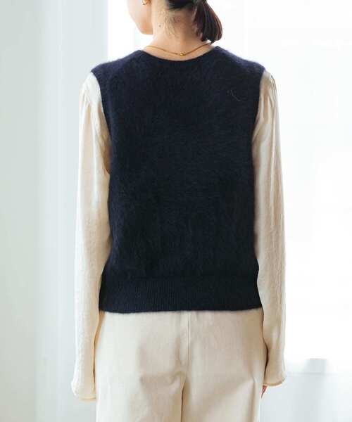 URBAN RESEARCH（アーバンリサーチ）の「FOX/CASHMEREベスト（ベスト・レディース・ネイビー/レッド/ライトグレー・FREE）」の18枚目の写真