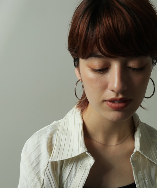 ORLEAN（オルレアン）の「【ORLEAN】メタルフープピアス 45mm（ピアス（両耳用）・レディース・ゴールド/シルバー・フリー）」の7枚目の写真