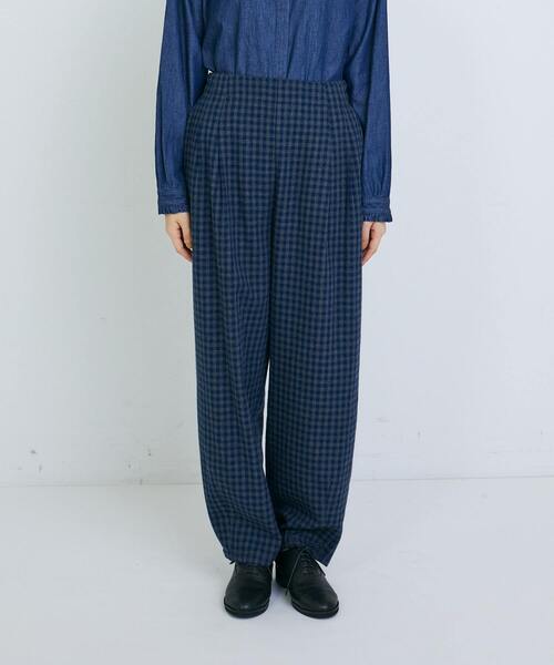 conges payes ADIEU TRISTESSE（コンジェ ペイエ アデュートリステス）の「ギンガムイージーパンツ（その他パンツ・レディース・ベージュ系その他/ブルー系その他・38）」の2枚目の写真