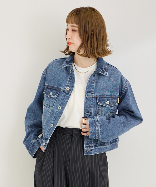 レディースBURBERRYデニムジャケット BURBERRYのデニムジャケットを使った人気ファッション