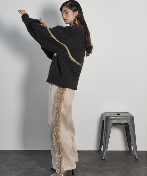 THE YOn（ザヨン）の「ニュアンスラインブラッシュドニットプルオーバー（ニット/セーター・レディース・ピンク/アイボリー/ブラック・FREE）」の22枚目の写真