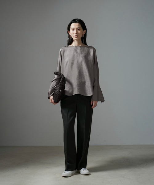 SALON adam et rope'（サロン アダム エ ロペ）の「リシェタフタブラウス（シャツ/ブラウス・レディース・グレー系その他/オフホワイト・FREE）」の18枚目の写真