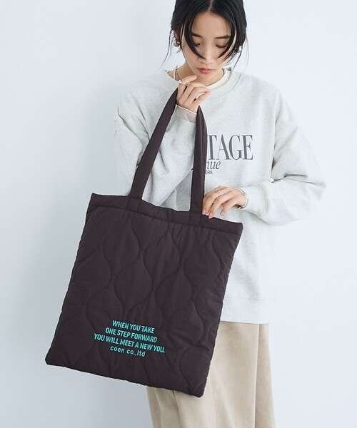 coen（コーエン）の「ロゴ刺繍キルトトートバッグ（トートバッグ・レディース・ケリーグリーン/ブラック/シルバー/オレンジ/ネイビー/ナチュラル/ゴールド/ダークブラウン/コバルトブルー・FREE）」の3枚目の写真