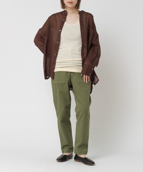 min@RNA（ミンアットアールエヌエー）の「M0157 スーピマフライスノースリーブ（タンクトップ・レディース・ブラック/ネイビー/オフホワイト/杢グレー/クリーム・MEDIUM）」の11枚目の写真