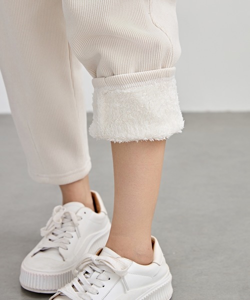 Lace Ladies(レースレディース)の「裏起毛 コーデュロイ イージー テーパード パンツ(その他パンツ・レディース・ブラック/アイボリー・S/M/XL)」の20枚目の写真