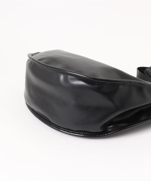 Burner(バーナー)の「【OKUOKU 0909】ミニポーチ付き ショルダーバッグ oku-bag-676219413980-38 N【RBTS】(ショルダーバッグ・メンズ・ブラック・FREE)」の6枚目の写真
