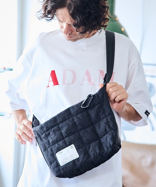 セール】《ADAMPATEK》square quilt middle shoulder bag/スクエア