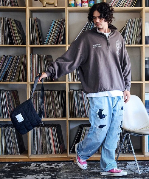 ADAM PATEK（アダムパテック）の「《ADAMPATEK》square quilt middle shoulder bag/スクエアキルトミディアムショルダーバッグ（ショルダーバッグ・メンズ・カーキ/ブラック/グレー・FREE）」の19枚目の写真