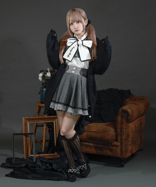 Pal elfy(パルエルフィー)の「ふわふわシャギーカーディガン/地雷系 量産型(カーディガン/ボレロ・レディース・オフホワイト/ブラック・フリー)」の7枚目の写真