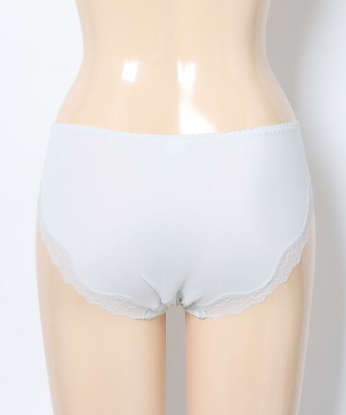 TRIUMPH（トリンプ）の「レッドレーベル バイ トリンプ0114 レギュラーショーツ 【M,Lサイズ】TR0114 Hikini（ショーツ・レディース・グレー/レッド/ベージュ・L/M）」の10枚目の写真