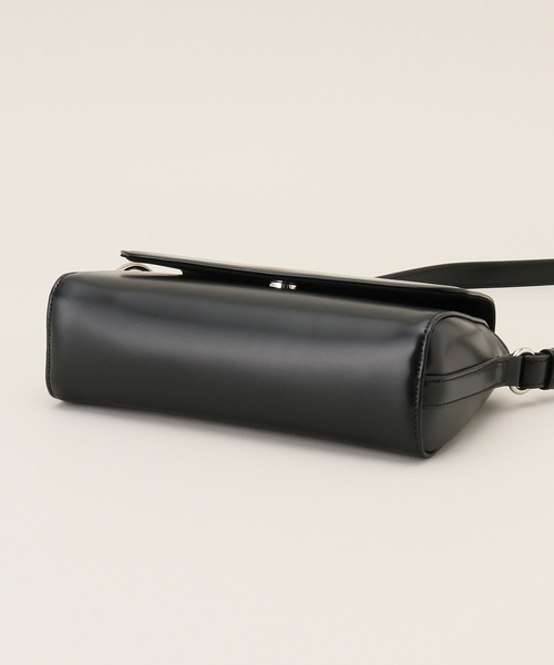 LE TALON(ルタロン)の「LE TALON Le cercle bag(ショルダーバッグ・レディース・ブラック/ホワイト/グリーン・FREE)」の18枚目の写真