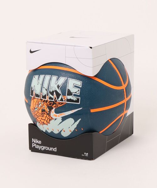 NIKE(ナイキ)の「《NIKEアパレル》エブリデイプレイグラウンド8Pグラフィック(スポーツグッズ・メンズ・レッド系/ブラック×ゴールド/グリーン系/パープル/ブラック系その他/ブルー系その他・5号/7号/フリー)」の2枚目の写真