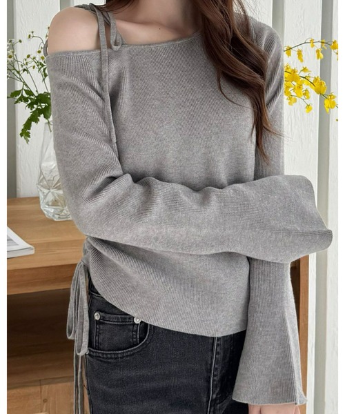 clear（クリア）の「サイドドロスト肩リボンワンショルニットトップス[細見え　肩見せ] ≪2024AW新作≫（ニット/セーター・レディース・ボルドー/ブラック/アイボリー/杢グレー/ピンク/ミント・F）」の4枚目の写真