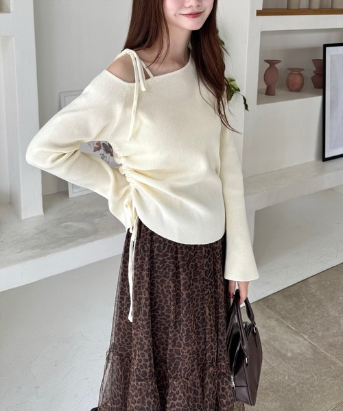 clear（クリア）の「サイドドロスト肩リボンワンショルニットトップス[細見え　肩見せ] ≪2024AW新作≫（ニット/セーター・レディース・ボルドー/ブラック/アイボリー/杢グレー/ピンク/ミント・F）」の12枚目の写真