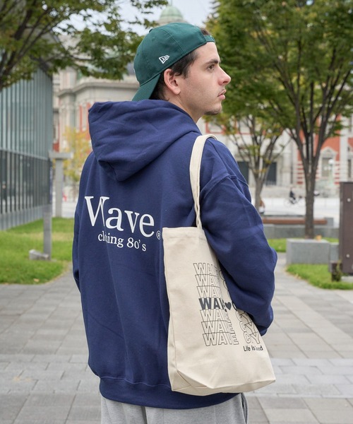 WAVE CITY（ウェイブシティ）の「【WAVECITY/ウェイブシティ】WAVE CITY OrganicCotton Tote BAG/オーガニックコットン素材ノートパソコン収納可能サイズブランドロゴトートパック（10L)（トートバッグ・メンズ・ホワイト系その他3/ホワイト系その他/ホワイト系その他2・FREE）」の10枚目の写真