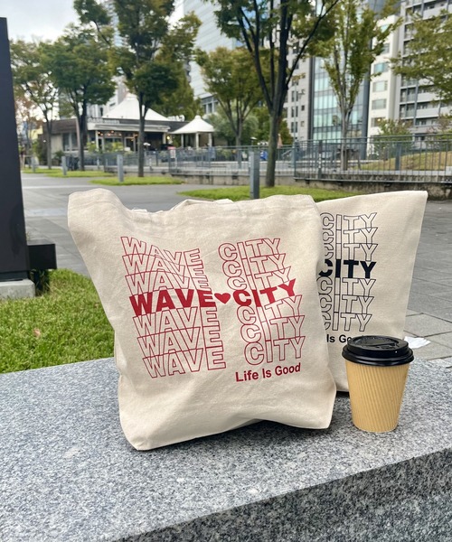 WAVE CITY（ウェイブシティ）の「【WAVECITY/ウェイブシティ】WAVE CITY OrganicCotton Tote BAG/オーガニックコットン素材ノートパソコン収納可能サイズブランドロゴトートパック（10L)（トートバッグ・メンズ・ホワイト系その他3/ホワイト系その他/ホワイト系その他2・FREE）」の9枚目の写真