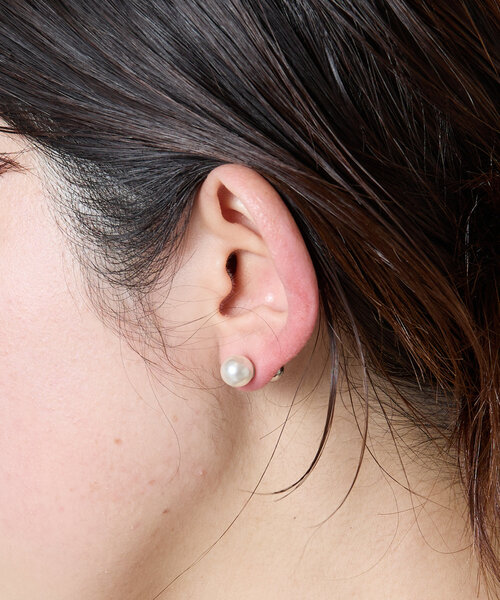 PAPILLONNER（パピヨネ）の「リバーシブルピアス（ピアス（両耳用）・レディース・シルバー/ゴールド・FREE）」の5枚目の写真