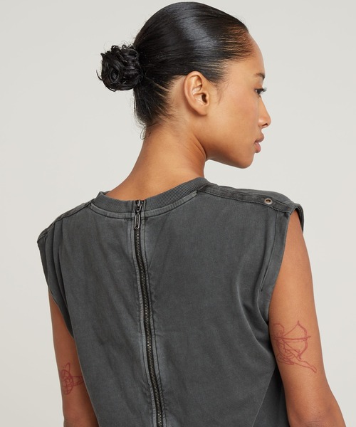 G-STAR（ジースター）の「BACK ZIP OVERDYED TOP/バックジップオーバーダイスリーブレストップス（Tシャツ/カットソー・レディース・ダークブラック/ブルー系その他/ベージュ系その他・MEDIUM/SMALL/X-SMALL）」の9枚目の写真