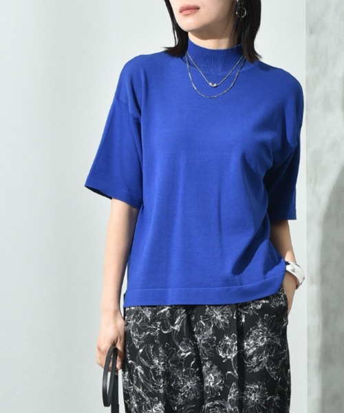 INTERPLANET（インタープラネット）の「【接触冷感】ボックスシルエットハイネックプルオーバー（ニット/セーター・レディース・ブラック/オフホワイト/ブルー/ホワイト系その他・FREE）」の4枚目の写真