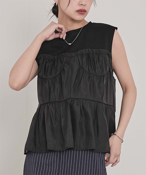 miette(ミエット)の「オーガンジービスチェドッキングトップス(Tシャツ/カットソー・レディース・オフホワイト/ブラック・FREE)」の1枚目の写真