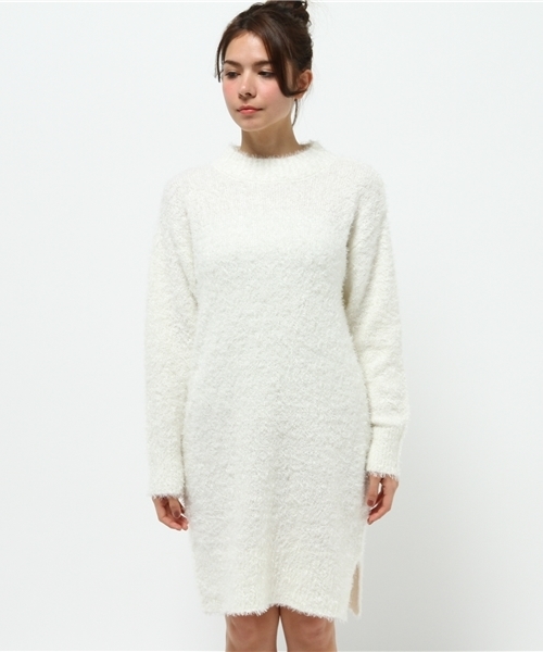 E hyphen world gallery（イーハイフンワールドギャラリー）の「・フェザーニットハイネックIラインワンピース（ワンピース・レディース・ネイビー/アイボリー/ブラック/キャメル・FREE）」の5枚目の写真