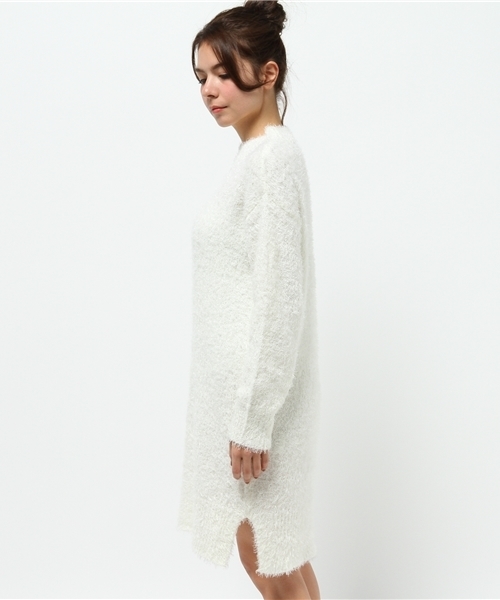 E hyphen world gallery（イーハイフンワールドギャラリー）の「・フェザーニットハイネックIラインワンピース（ワンピース・レディース・ネイビー/アイボリー/ブラック/キャメル・FREE）」の6枚目の写真