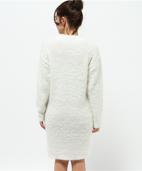 E hyphen world gallery（イーハイフンワールドギャラリー）の「・フェザーニットハイネックIラインワンピース（ワンピース・レディース・ネイビー/アイボリー/ブラック/キャメル・FREE）」の7枚目の写真