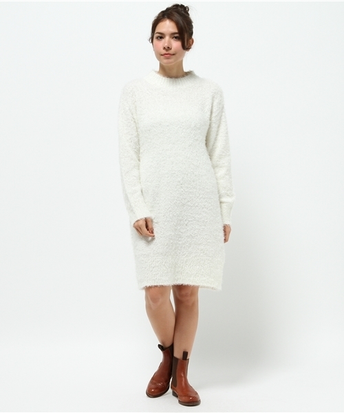 E hyphen world gallery（イーハイフンワールドギャラリー）の「・フェザーニットハイネックIラインワンピース（ワンピース・レディース・ネイビー/アイボリー/ブラック/キャメル・FREE）」の8枚目の写真