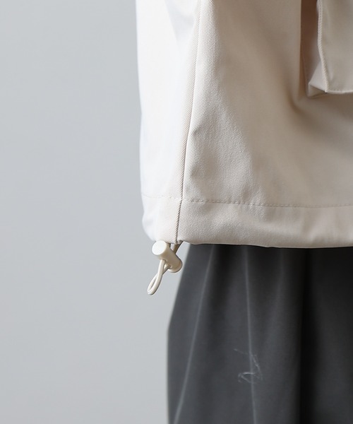 COLONY 2139（コロニートゥーワンスリーナイン）の「2WAYカラー立体ポケットショートブルゾン（ブルゾン・レディース・カーキ/ブラック/アイボリー・FREE）」の9枚目の写真