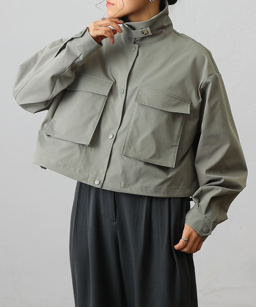 COLONY 2139（コロニートゥーワンスリーナイン）の「2WAYカラー立体ポケットショートブルゾン（ブルゾン・レディース・カーキ/ブラック/アイボリー・FREE）」の22枚目の写真