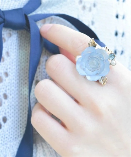 axes femme(アクシーズファム)の「フェイバリットローズリング(リング・レディース・グリーン/ホワイト/レッド/ピンク/パープル/イエロー/オレンジ/ブルー/サックスブルー/ブラック・FREE)」の5枚目の写真