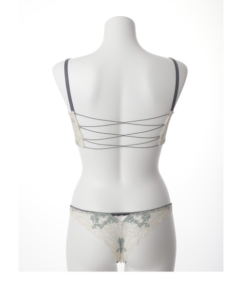 LILY BROWN(リリーブラウン)の「【LILY BROWN Lingerie】レディメイクブラ+/リネンレース(ブラジャー・レディース・ブラック/ミント・B65/B70/B75/C65/C70/C75/D65/D70/D75/E65/E70/E75)」の16枚目の写真