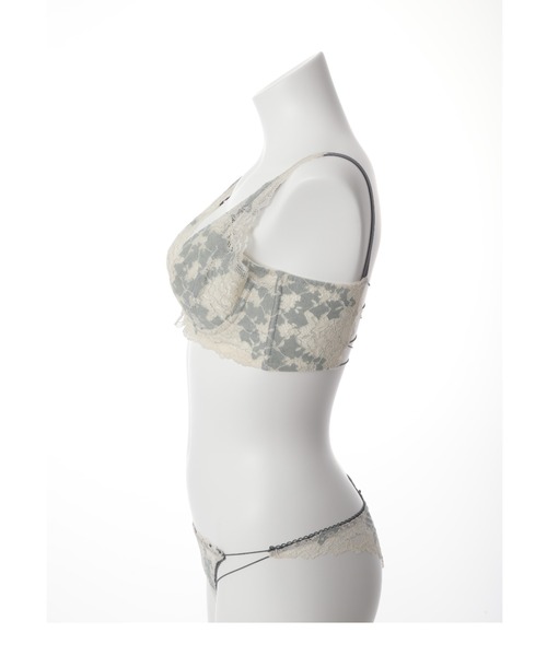 LILY BROWN(リリーブラウン)の「【LILY BROWN Lingerie】レディメイクブラ+/リネンレース(ブラジャー・レディース・ブラック/ミント・B65/B70/B75/C65/C70/C75/D65/D70/D75/E65/E70/E75)」の15枚目の写真
