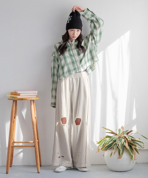 LOWRYS FARM（ローリーズファーム）の「サッカーシューズ 284425（スニーカー・レディース・アイボリー/ブラック/ブラウン/ホワイト/ブラック系その他・MEDIUM/LARGE）」の15枚目の写真