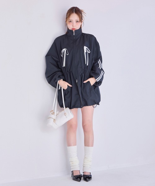 one after another NICE CLAUP（ワンアフターアナザーナイスクラップ）の「チャーム付きドラムバッグ（ショルダーバッグ・レディース・ブラック/アイボリー/レッド・FREE）」の13枚目の写真