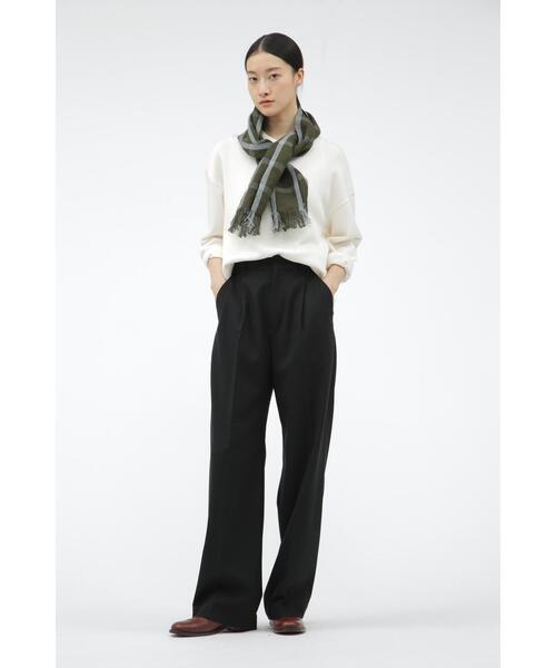 MARGARET HOWELL(マーガレットハウエル)の「WINDOWPANE CHECK SCARF(ストール/ショール・レディース・カーキ・FREE)」の2枚目の写真