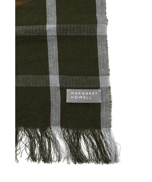 MARGARET HOWELL(マーガレットハウエル)の「WINDOWPANE CHECK SCARF(ストール/ショール・レディース・カーキ・FREE)」の5枚目の写真