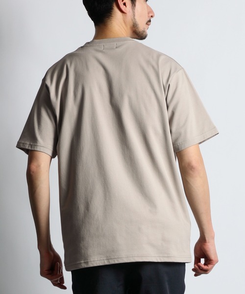 LANVIN en Bleu(ランバンオンブルー)の「2層構造 クールマックス サークルロゴ Tシャツ(Tシャツ/カットソー・メンズ・ホワイト/ブラック/グレイッシュベージュ・50/48/46/52)」の11枚目の写真