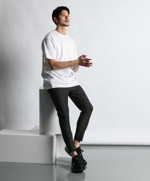 LANVIN en Bleu(ランバンオンブルー)の「2層構造 クールマックス サークルロゴ Tシャツ(Tシャツ/カットソー・メンズ・ホワイト/ブラック/グレイッシュベージュ・50/48/46/52)」の5枚目の写真