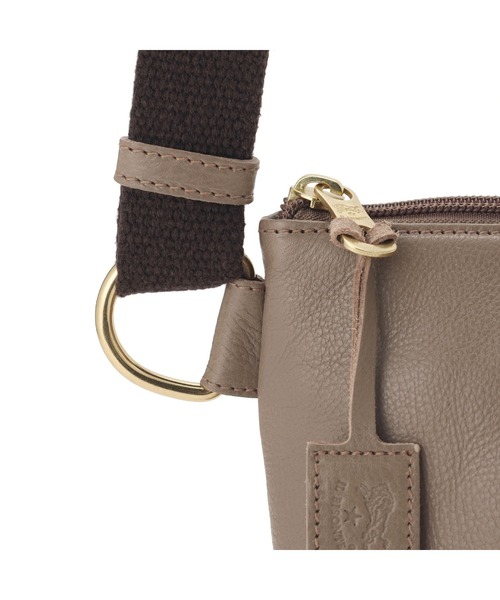 IL BISONTE（イルビゾンテ）の「IL BISONTE / ORIGINAL LEATHER / クロスボディバッグ（ショルダーバッグ・レディース・グレー/ライトブラウン/ナチュラル/ブラック/ダークブラウン・FREE）」の8枚目の写真