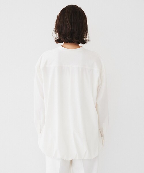 UNTITLED(アンタイトル)の「◆【朝比奈 彩×Oggi×UNTITLED スペシャルコラボ】バルーンヘムブラウス(シャツ/ブラウス・レディース・オフホワイト/ブラック・00/02/04/44/48)」の14枚目の写真