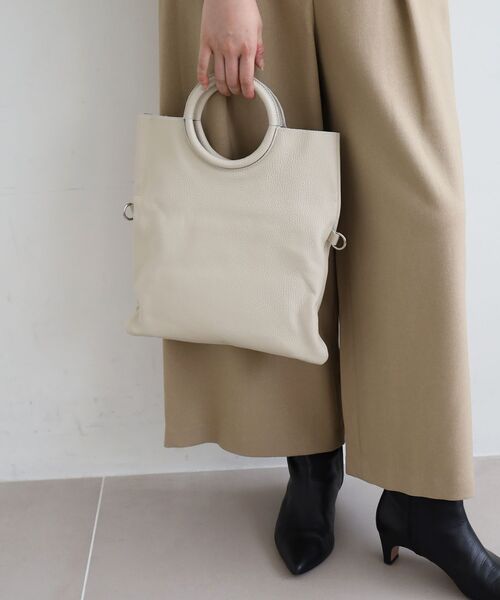 le.coeur blanc（ルクールブラン）の「MILLELA FIRENZEサークルハンドバッグ（ハンドバッグ・レディース・ブラック/グレイッシュベージュ/シルバー/オフホワイト・FREE）」の8枚目の写真