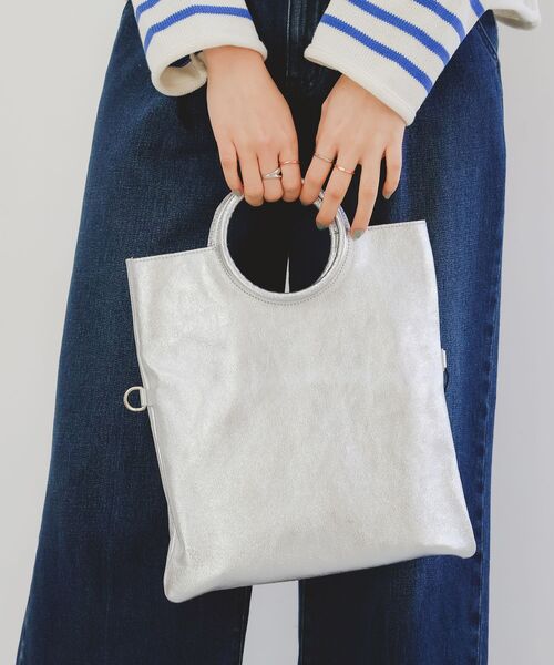 le.coeur blanc（ルクールブラン）の「MILLELA FIRENZEサークルハンドバッグ（ハンドバッグ・レディース・ブラック/グレイッシュベージュ/シルバー/オフホワイト・FREE）」の18枚目の写真