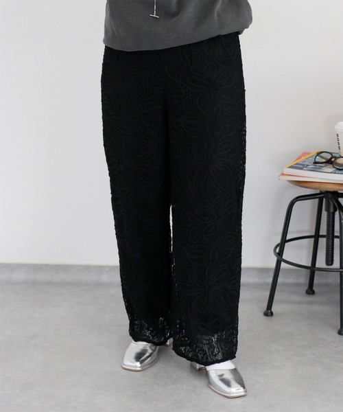 cepo（セポ）の「〈セットアップ対応〉ニットコード刺繍イージーパンツ（その他パンツ・レディース・ブラック/オフホワイト・M）」の6枚目の写真