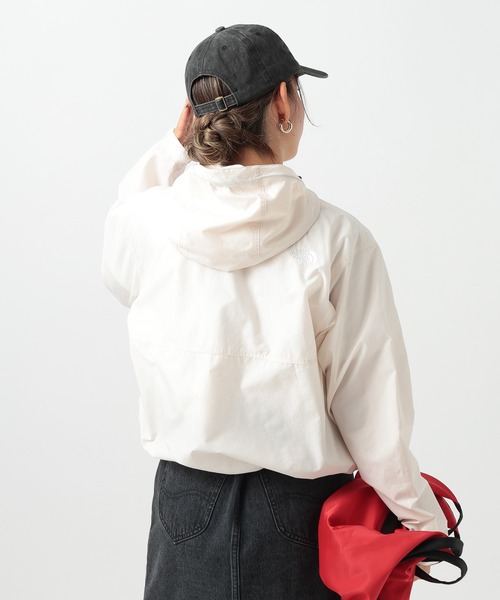 THE NORTH FACE(ザノースフェイス)の「【THE NORTH FACE(ザ・ノース・フェイス)】ショートコンパクトジャケット(ブルゾン・レディース・ブラック/ホワイト/カーキ・LARGE)」の7枚目の写真